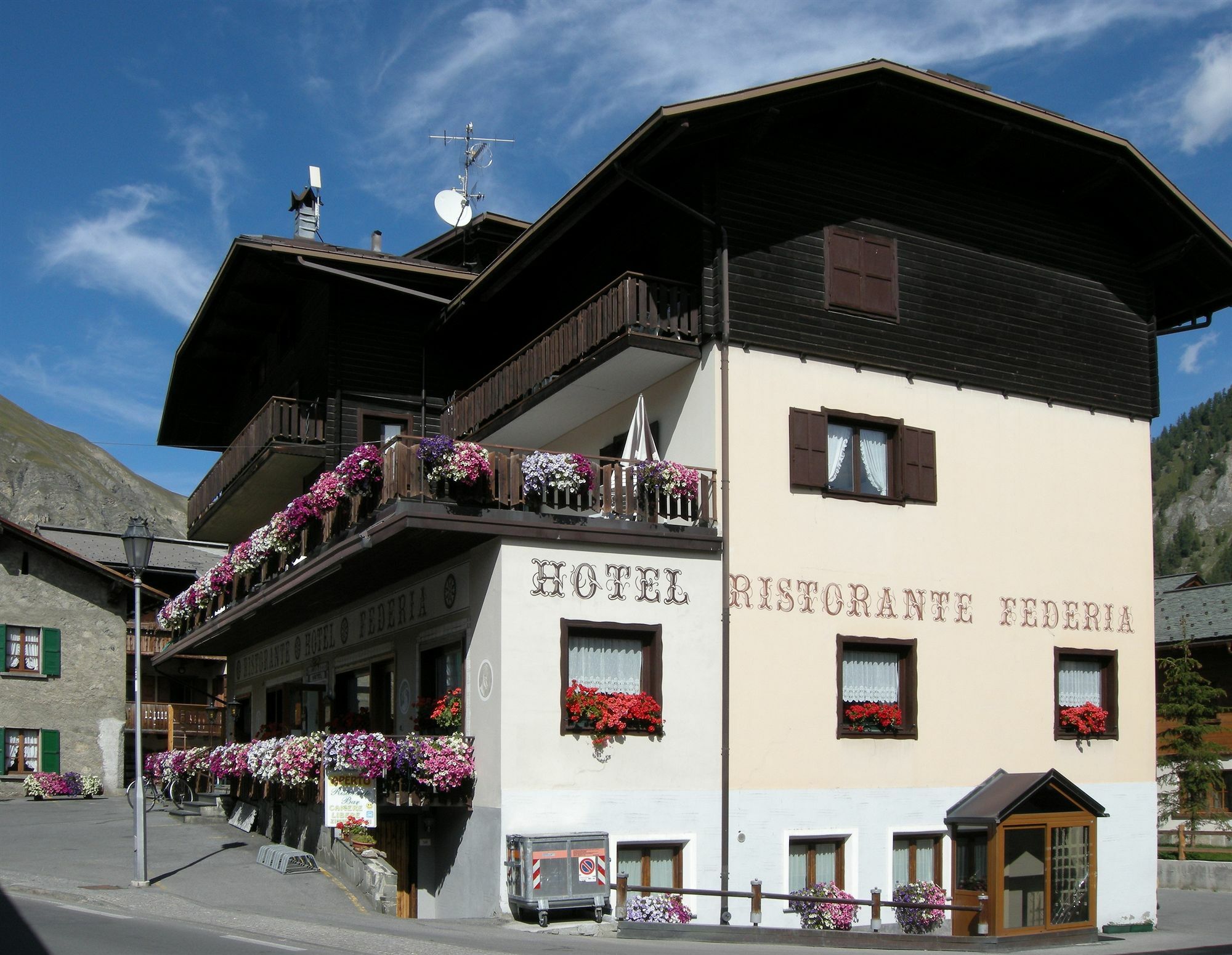 Hotel Federia Livigno Esterno foto